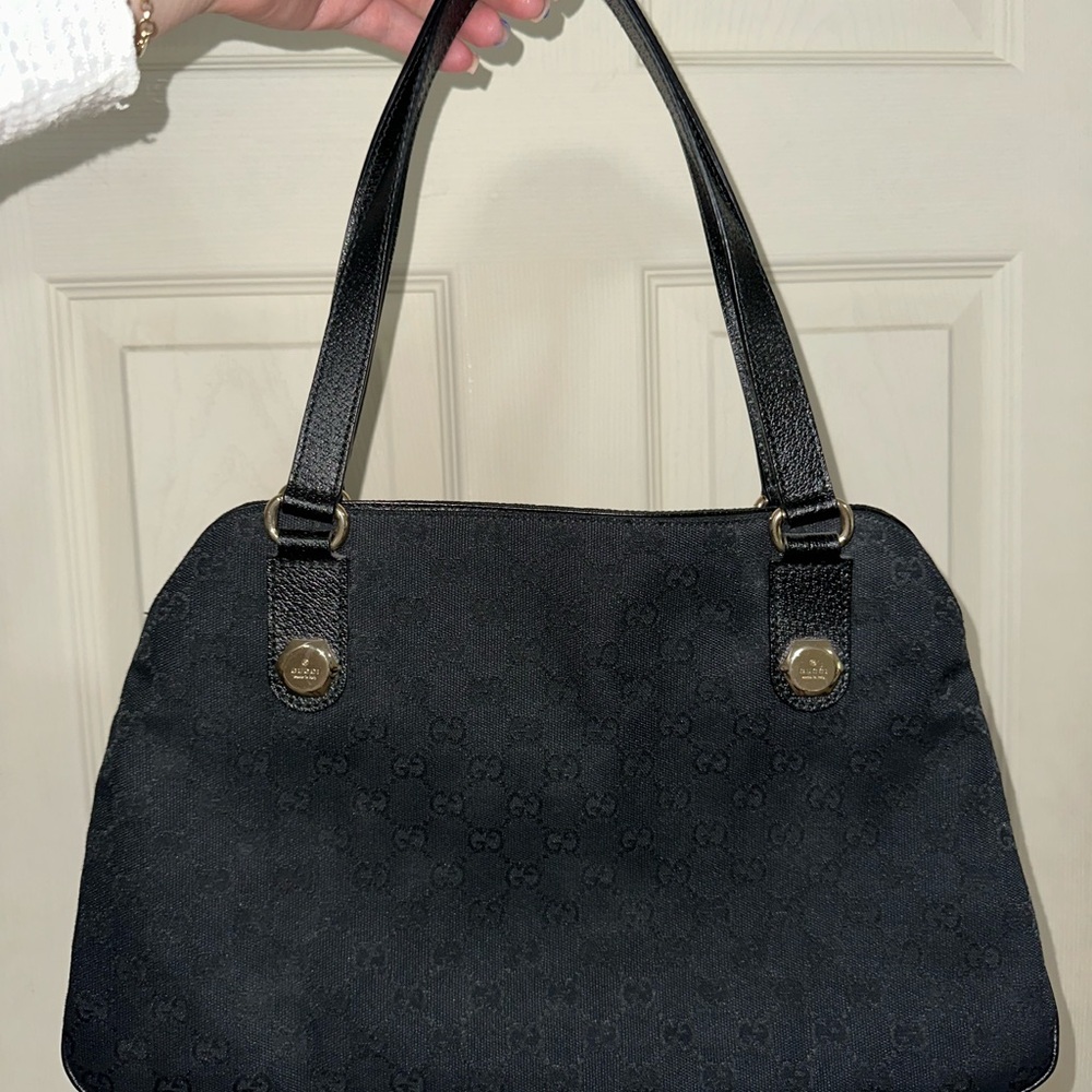 Gucci GG Canvas Medium Charmy Tote Bag
